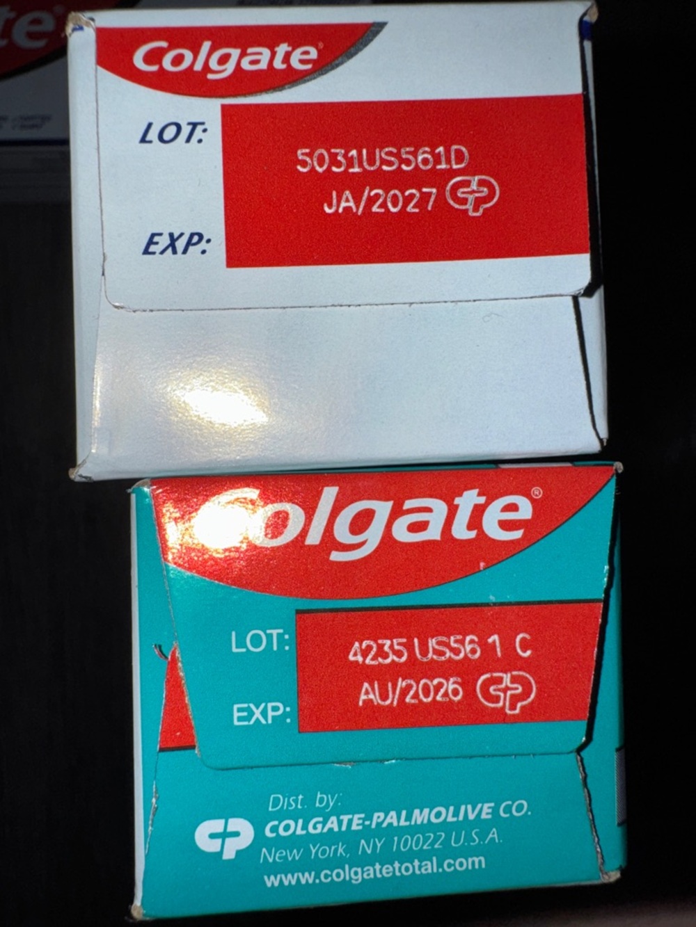 Colgate Sensitive & Colgate Total Toothpaste Bundle~ 4 pack - Picture 2 of 3